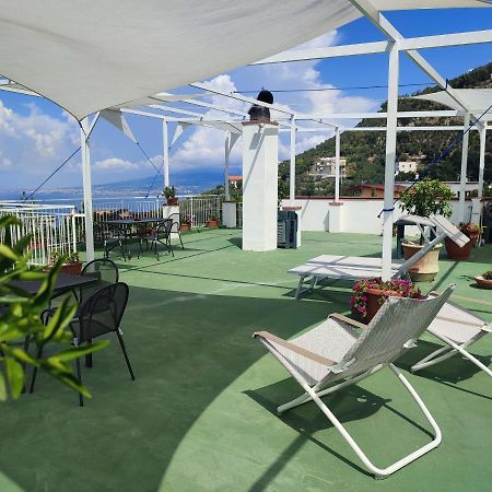 Olindo Apartment E Cristina Apartments Vico Equense Ngoại thất bức ảnh