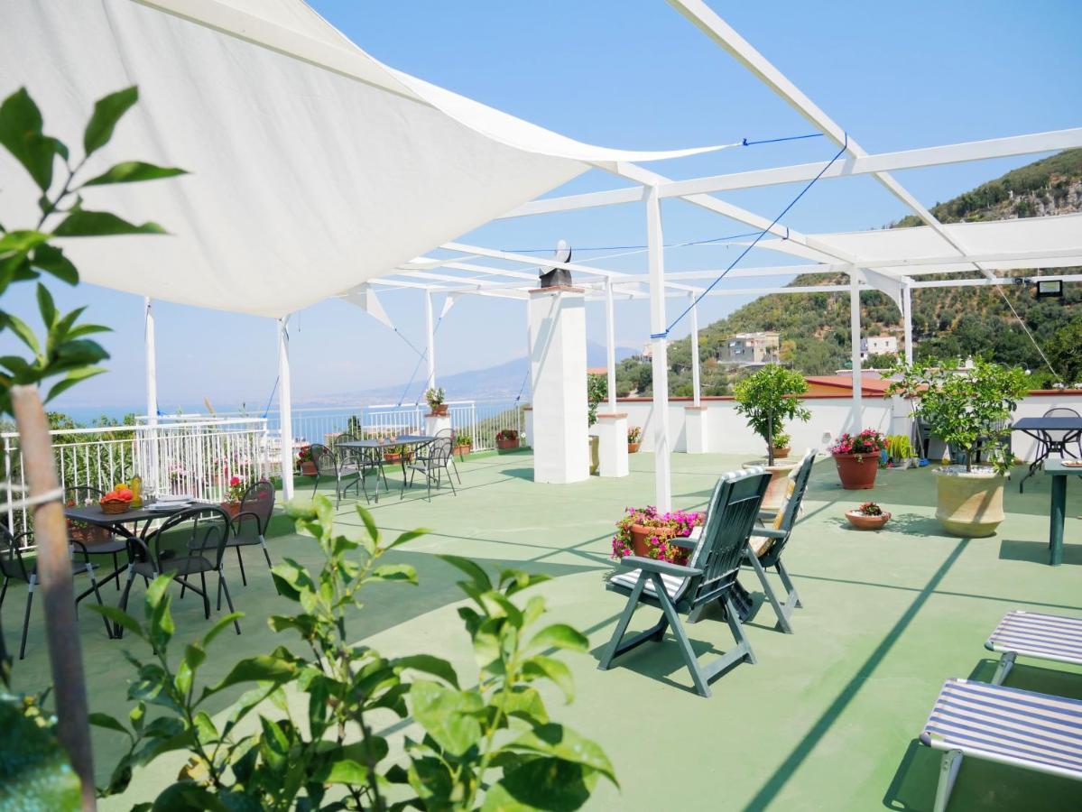 Olindo Apartment E Cristina Apartments Vico Equense Ngoại thất bức ảnh
