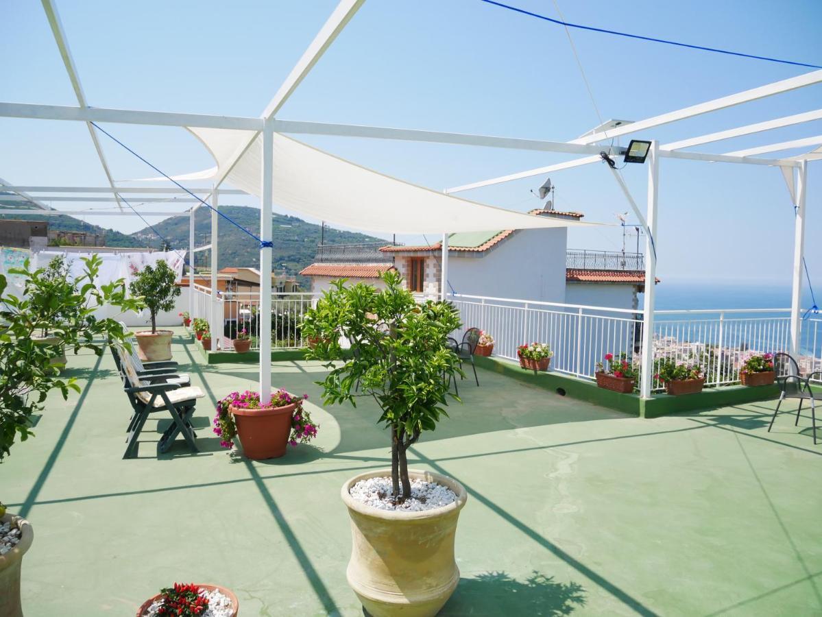 Olindo Apartment E Cristina Apartments Vico Equense Ngoại thất bức ảnh
