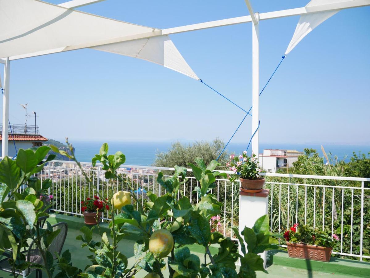 Olindo Apartment E Cristina Apartments Vico Equense Ngoại thất bức ảnh