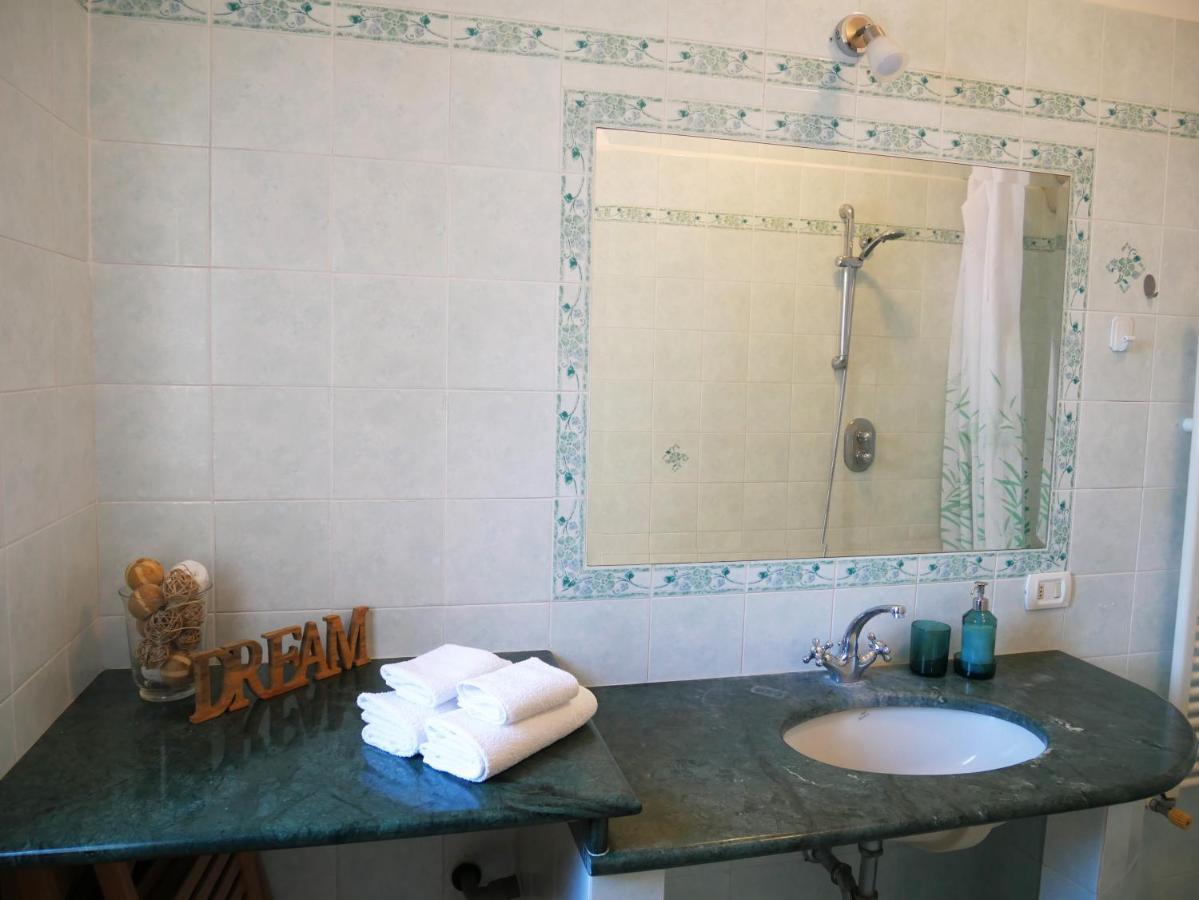 Olindo Apartment E Cristina Apartments Vico Equense Ngoại thất bức ảnh